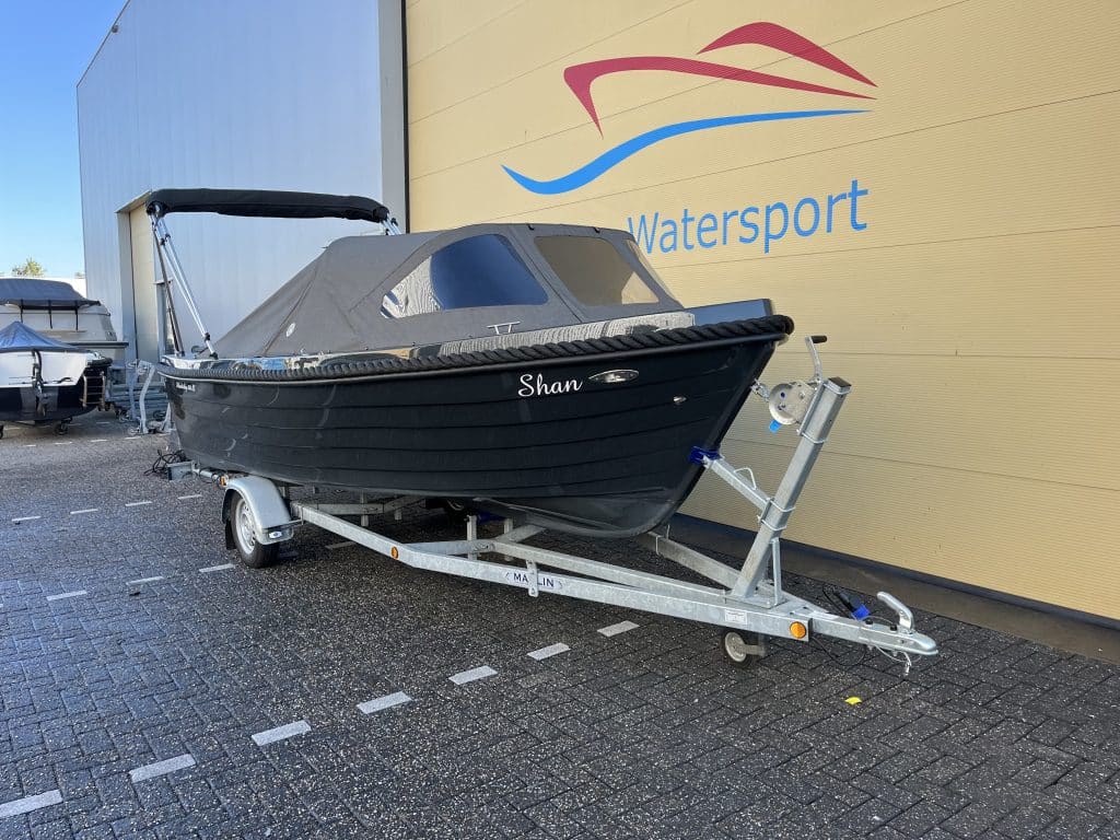 Oldambtsloep 550 xl + 9.8pk Tohatsu + trailer - Main Image