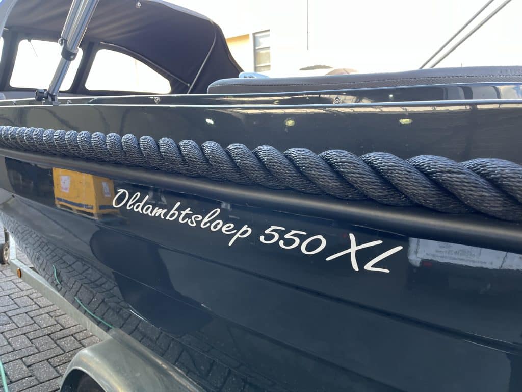 Oldambtsloep 550 xl + 9.8pk Tohatsu + trailer - Main Image