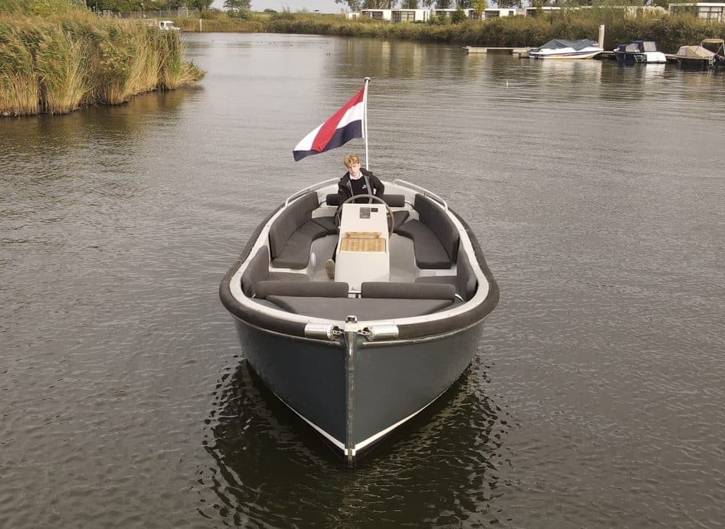 Seafury 700 + 33pk Vetus 2009 - Main Image