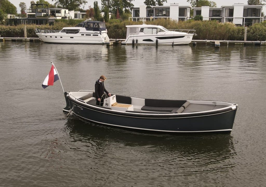 Seafury 700 + 33pk Vetus 2009 - Main Image