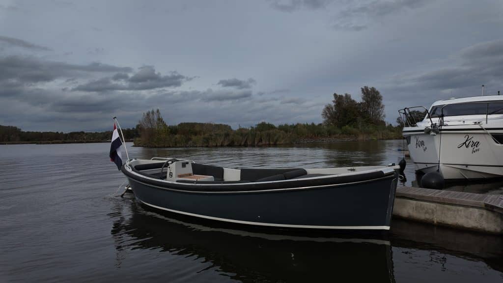 Seafury 700 + 33pk Vetus 2009 - Main Image