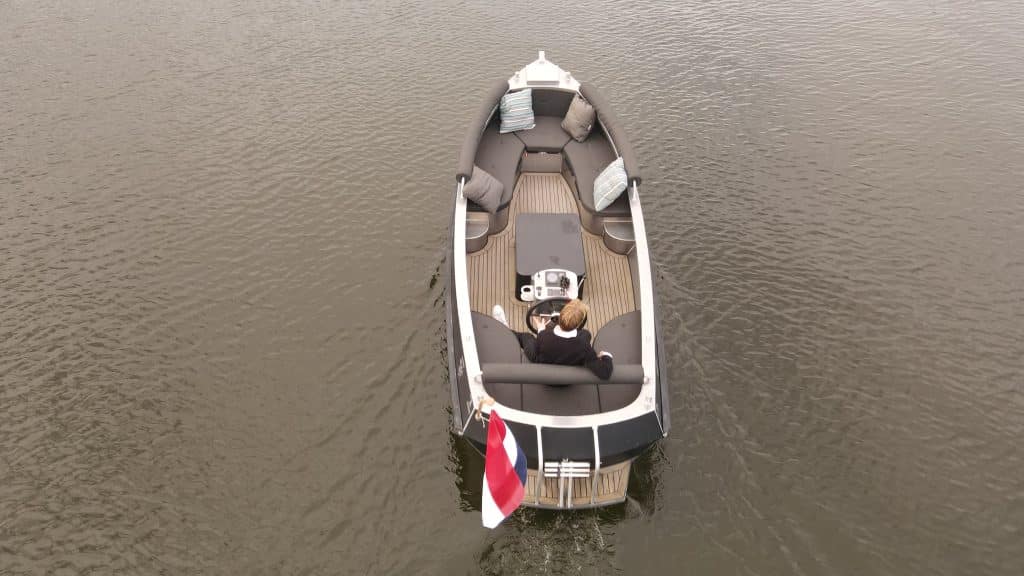 Alumax Bull 60 + 27pk Vetus 2014 - Main Image