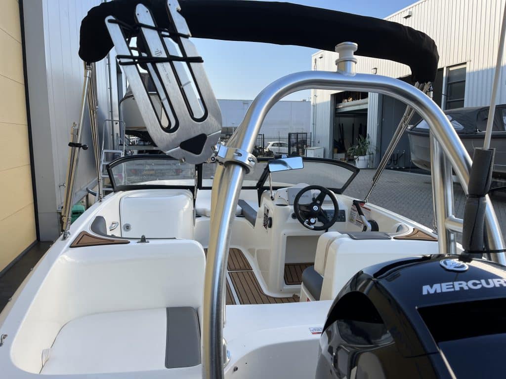 Bayliner Element E6XL + 60PK Mercury 2021 - Main Image