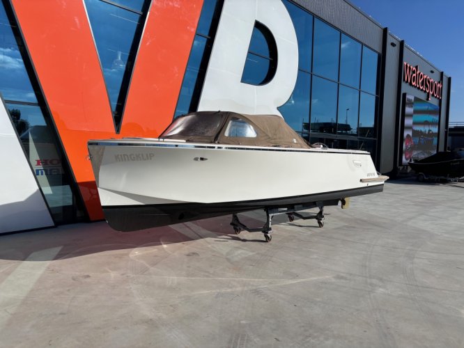 Lifestyle 750 Tender


                




       - Main Image