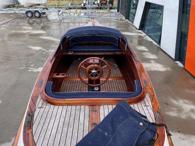 Breedendam Notarissloep


                




    - Main Image